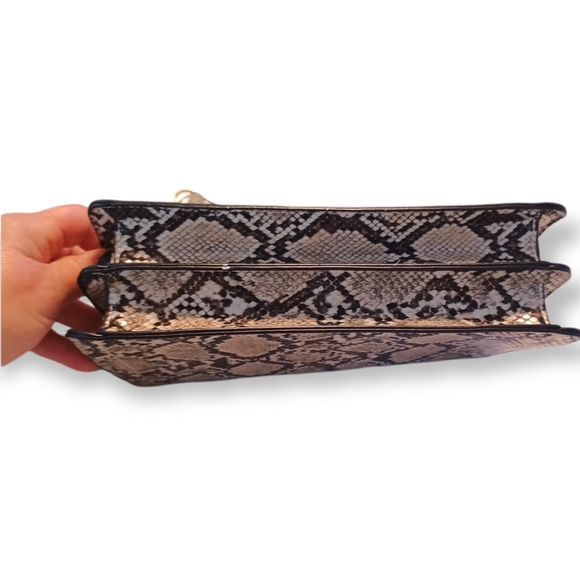 BCBG Snakeskin Chain Purse - Picture 9 of 14